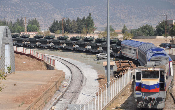 İstanbul'dan gönderilen tank ve obüsler Gaziantep İslahiye'de 9