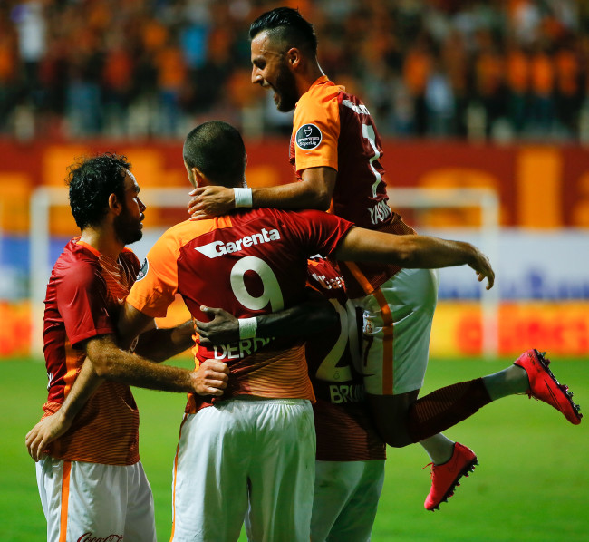 Galatasaray dersinin yarısına çalışmış! 4