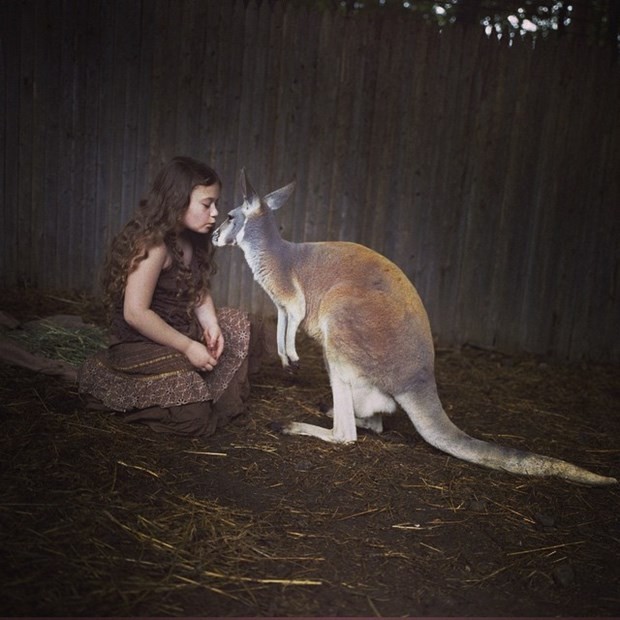 İşte hayvanlarla büyüyen tarzan kız 18