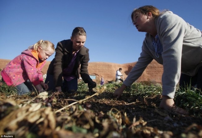 Gizemli tarikat görüntülendi! 18