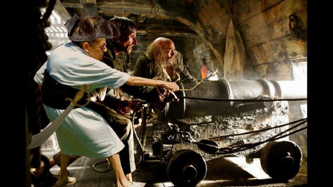 Photoshop'un son kurbanı Kedi kovalayan nine 8