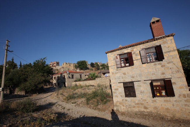 Bu köyde ev fiyatları İstanbul Boğazı'ndaki yalılarla yarışıyor 12