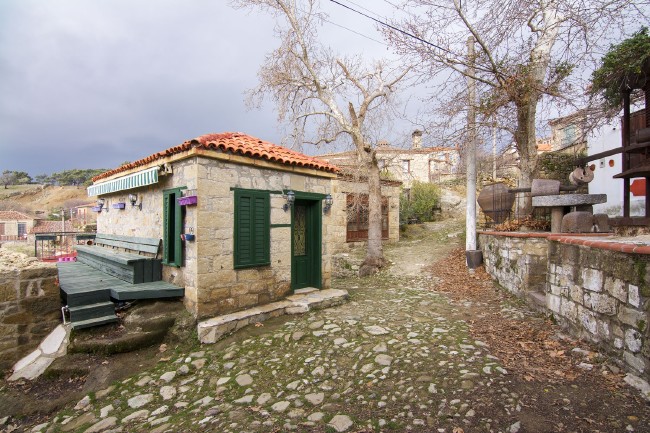 Bu köyde ev fiyatları İstanbul Boğazı'ndaki yalılarla yarışıyor 7