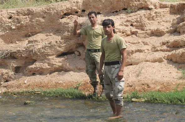 İşte TSK destekli ÖSO'nun Sacur Çayı'ndan ilk görüntüleri 20