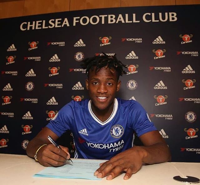 1 milyar Euro'luk kadro 12