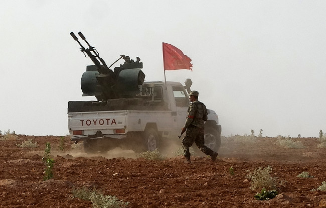 Türk gazeteciler TSK'nın desteği ile Cerablus'a girdi 23