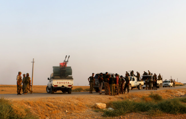 Türk gazeteciler TSK'nın desteği ile Cerablus'a girdi 25