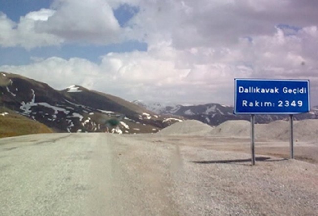 Tehlike ve cazibe aynı yolda 15