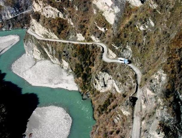 Tehlike ve cazibe aynı yolda 23