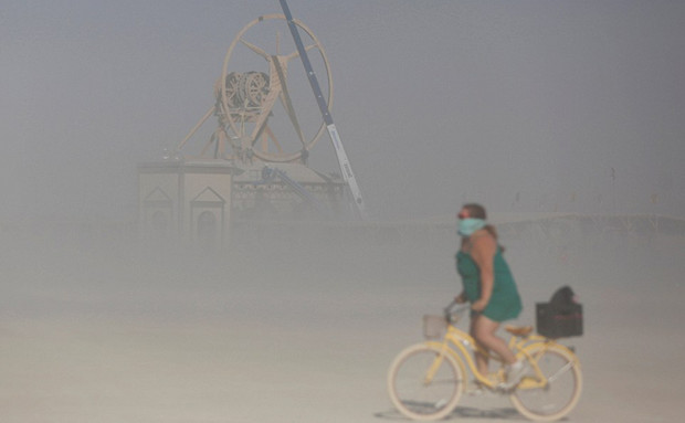 Çölün ortasına 70 bin kişilik şehir 3