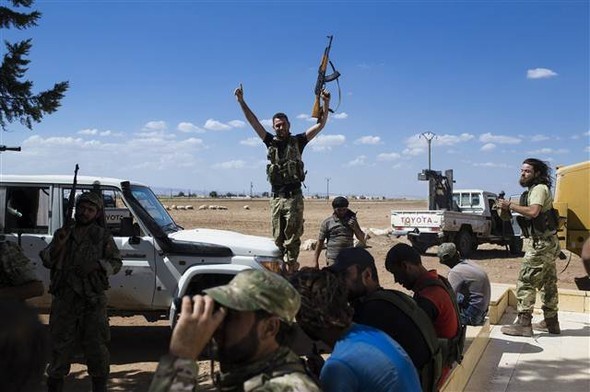 IŞİD sınırdan atıldı, Azez-Cerablus birleşti 11