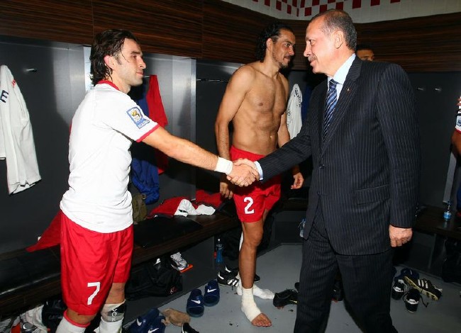 Milli Takım'ın unutulmaz kareleri 48