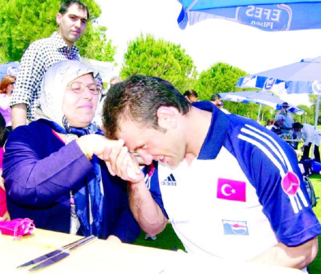 Milli Takım'ın unutulmaz kareleri 52