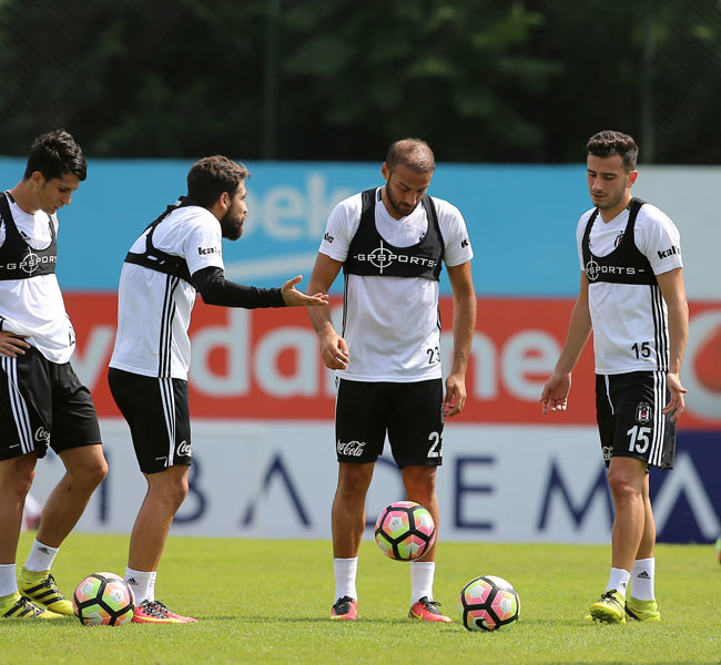 Beşiktaş idmanında gerginlik! 4