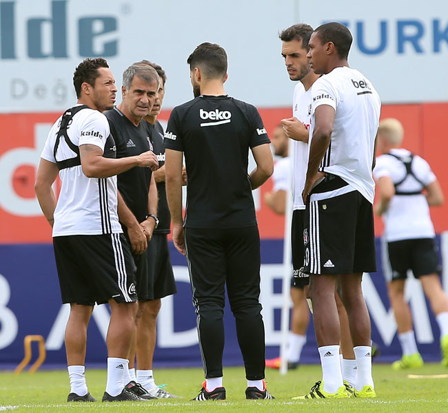 Beşiktaş idmanında gerginlik! 7
