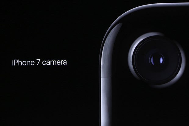 Apple'ın yeni cihazları iPhone 7 ve iWatch 2 tanıtıldı 4