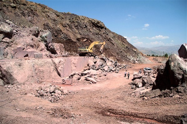 Türkiye'de sadece Elazığ'da çıkarılıyor 16