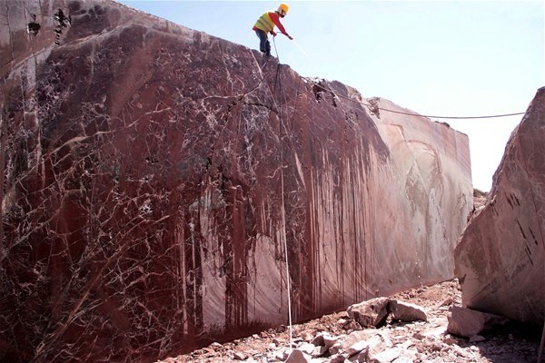 Türkiye'de sadece Elazığ'da çıkarılıyor 3