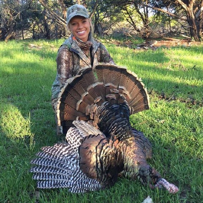 Genç kızın vahşi fotoğrafları tartışma konusu oldu 21