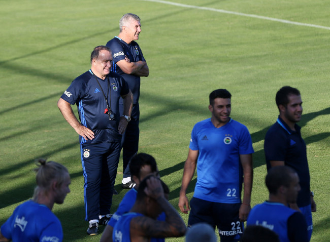 Advocaat Bursaspor maçı ilk 11'ini şekillendirdi 2