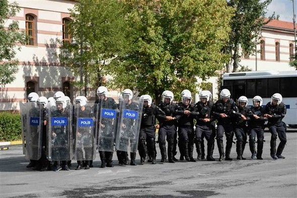 Çevik Kuvvet Ukraynalı polisleri eğitti 10