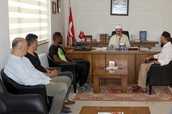 Müslüman oldu, Bilal adını aldı 4