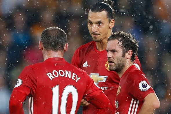 Kırmızı Şeytanlar'da ilginç yasak! 7