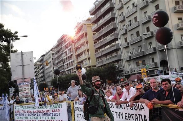 Yunanistan yine karıştı 16