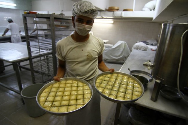 Bayramların vazgeçilmezi baklava 13