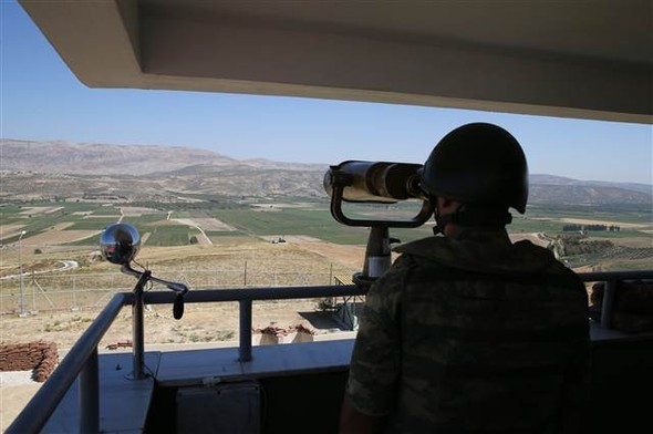 Suriye sınırındaki askere bayram sürprizi 1