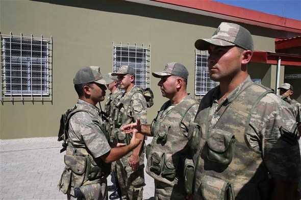 Suriye sınırındaki askere bayram sürprizi 12