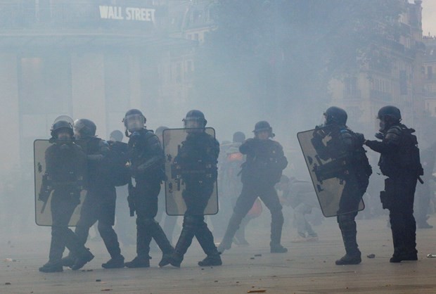 Fransa yine karıştı 5