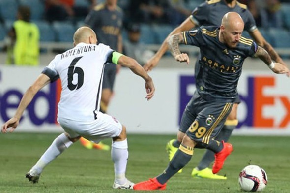 Advocaat Fenerbahçe'de 3 futbolcuyu gözden çıkardı! 9