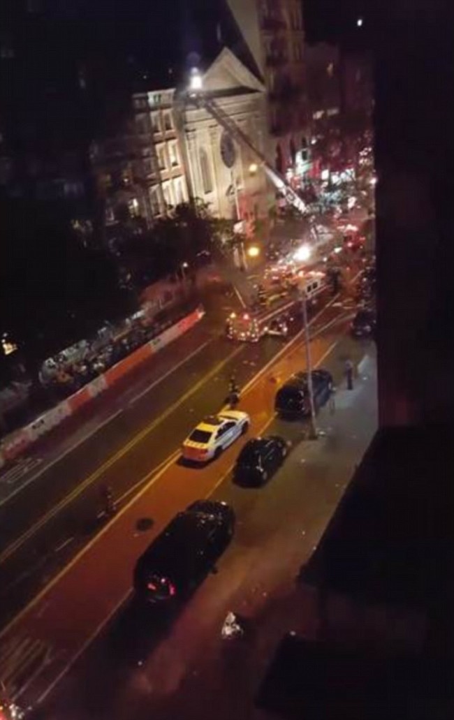New York'ta patlama meydana geldi 35