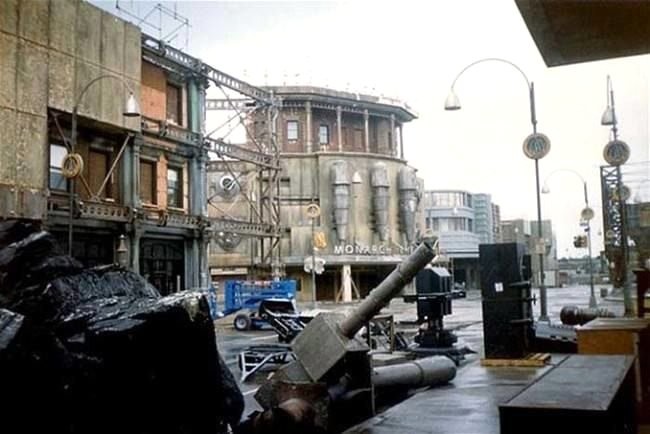 Efsane filmlerin terk edilmiş setleri 6