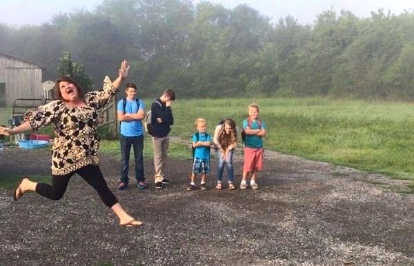 Okulların açılmasına hunharca sevinen ebeveynler 11