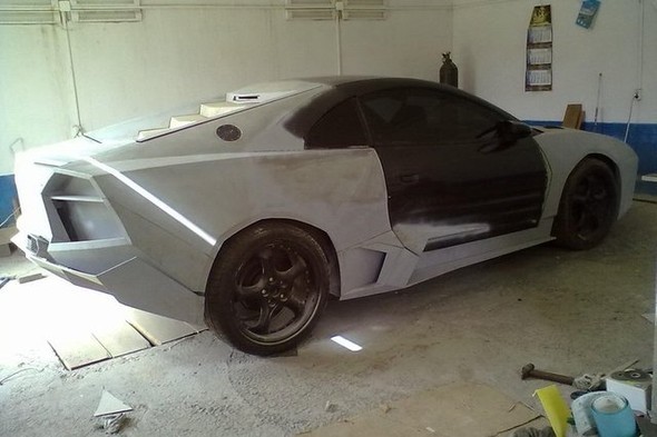 Kendi garajında kendi Lamborghini'sini yaptı 16
