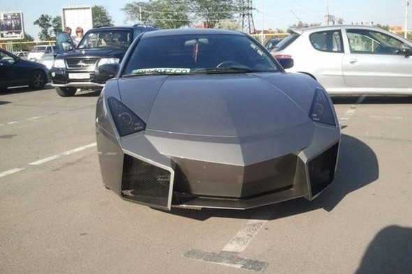 Kendi garajında kendi Lamborghini'sini yaptı 27