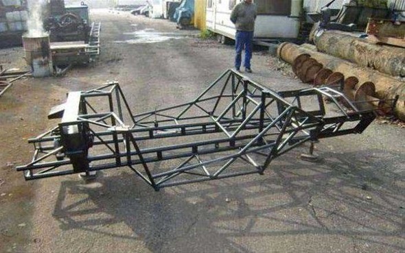 Kendi garajında kendi Lamborghini'sini yaptı 30