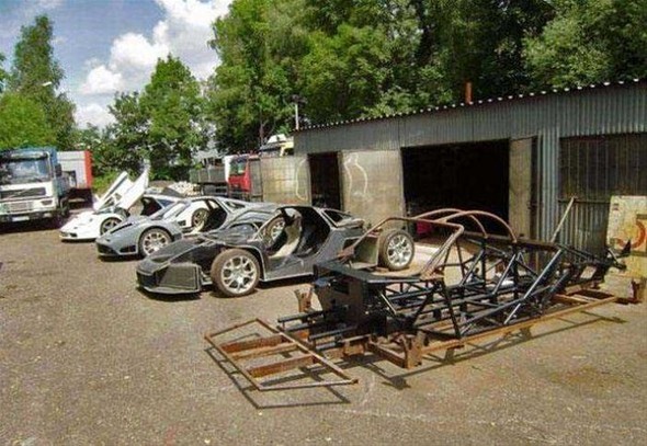 Kendi garajında kendi Lamborghini'sini yaptı 35