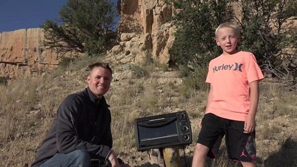 El bombasının içini görmek istedi ve... 3