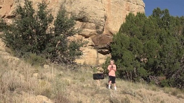 El bombasının içini görmek istedi ve... 8