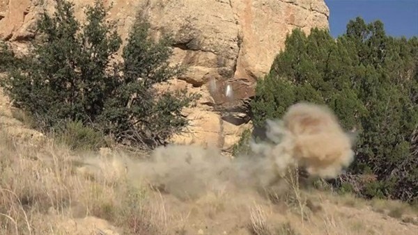 El bombasının içini görmek istedi ve... 11