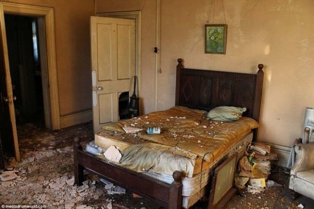 Dizeleri dünyayı etkiledi ama evi harabe 22