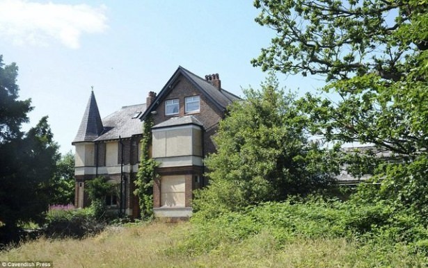 Dizeleri dünyayı etkiledi ama evi harabe 32