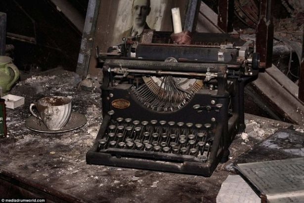 Dizeleri dünyayı etkiledi ama evi harabe 5