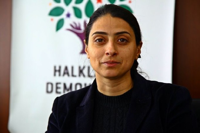 HDP'nin Kürtçe karnesi 33