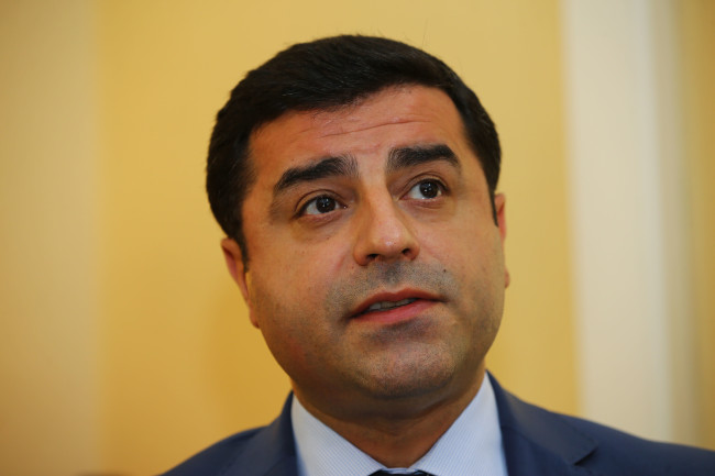 HDP'nin Kürtçe karnesi 8