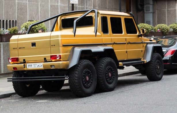 Lükste sınır tanımayan Suudilerin altın kaplamalı araçları 17