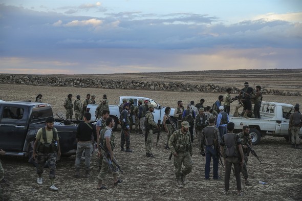 Fırat Kalkanı Harekatı'nda dikkat çeken fotoğraf 9